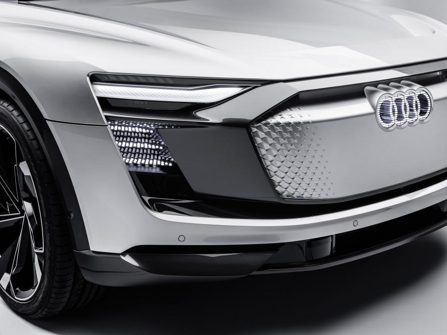 Детали экстерьера Audi e-tron Sportback Concept 2017 года  (фото 4 из 35)